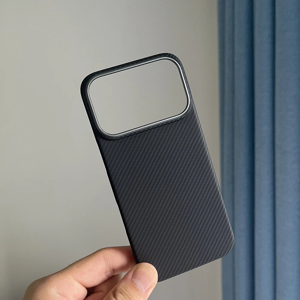 IPhone 17 Pro Max Real Carbon Fiber Case, Magnetic Magsafe